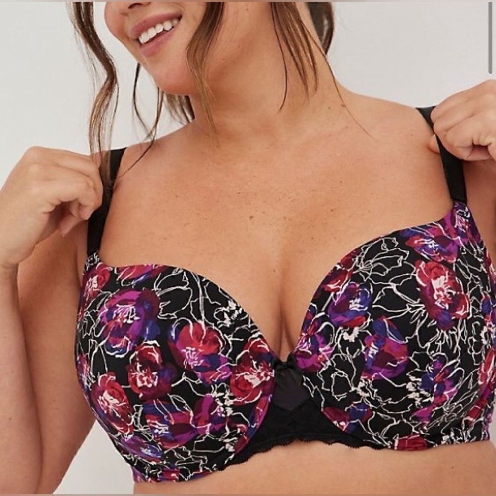 Torrid Curve floral back smoothing push up T shirt bra 44 DDD